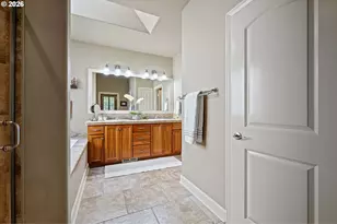 426 Troon Ave, Woodburn, OR 97071 - Photo 23