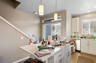 18394 SW Anna Mae Ln, Beaverton, OR 97003 - Photo 17