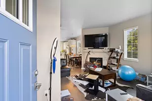 18394 SW Anna Mae Ln, Beaverton, OR 97003 - Photo 7