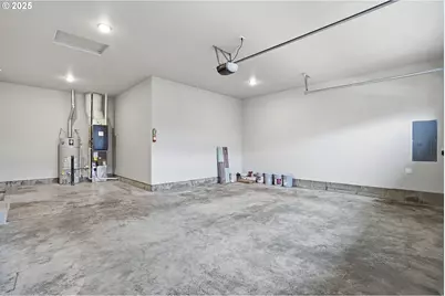 12118 Tolstrup Dr, Oregon City, OR 97045 - Photo 39