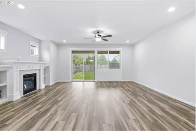 12118 Tolstrup Dr, Oregon City, OR 97045 - Photo 17