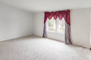 210 NW Timothy Ave, Winston, OR 97496 - Photo 5