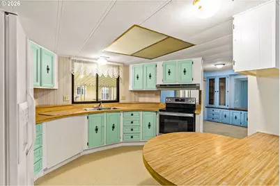 1225 W 10th Ave #49, Junction City, OR 97448 - Photo 9