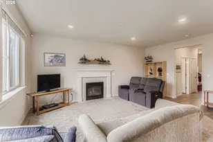 2676 NW Shadden Dr, McMinnville, OR 97128 - Photo 7