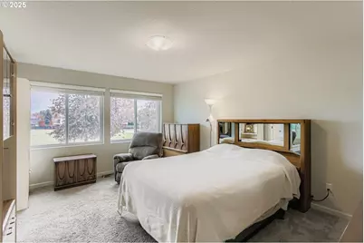 2676 NW Shadden Dr, McMinnville, OR 97128 - Photo 17