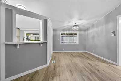 1500 NE Gabriela No. 27 Ct #27, Salem, OR 97301 - Photo 7