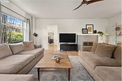 7738 SW 31st Ave, Portland, OR 97219 - Photo 3