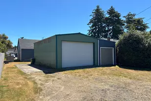 467 Kingwood St, Florence, OR 97439 - Photo 5