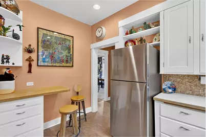 2525 NE Tillamook St, Portland, OR 97212 - Photo 17