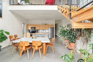 2373 SE 44th Ave, Portland, OR 97215 - Photo 3