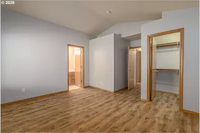 5518 SE 130th Ave, Portland, OR 97236 - Photo 15