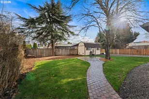 445 W Exeter St, Gladstone, OR 97027 - Photo 25