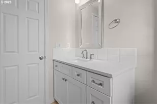 445 W Exeter St, Gladstone, OR 97027 - Photo 15