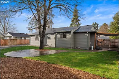 445 W Exeter St, Gladstone, OR 97027 - Photo 23
