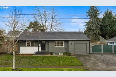 445 W Exeter St, Gladstone, OR 97027 - Photo 1