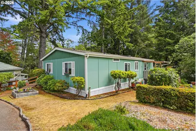 495 Village Pines Way, Coos Bay, OR 97420 - Photo 3