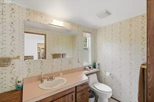 495 Village Pines Way, Coos Bay, OR 97420 - Photo 31