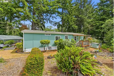 495 Village Pines Way, Coos Bay, OR 97420 - Photo 35