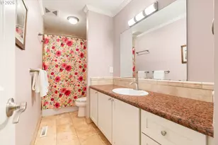 7422 SW 37th Ave, Portland, OR 97219 - Photo 17