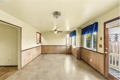 1501 Newport Way, Woodburn, OR 97071 - Photo 7