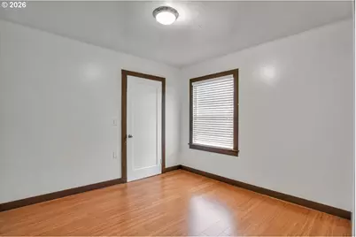 8044 SE Malden St, Portland, OR 97206 - Photo 17
