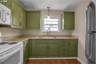 8044 SE Malden St, Portland, OR 97206 - Photo 15