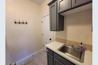 4889 Whitewater St NE, Salem, OR 97305 - Photo 37