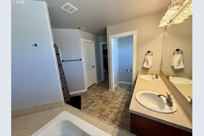 4889 Whitewater St NE, Salem, OR 97305 - Photo 23