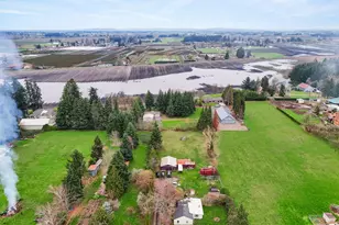 4563 Hazelgreen Rd NE, Salem, OR 97305 - Photo 15