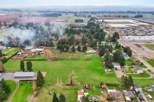 4563 Hazelgreen Rd NE, Salem, OR 97305 - Photo 13