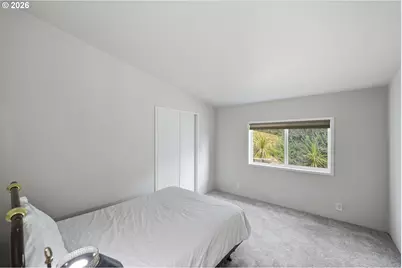 411 Tenmile Ter, Lakeside, OR 97449 - Photo 19