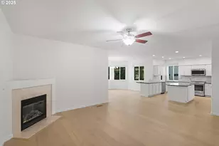 5728 NW Skycrest Pkwy, Portland, OR 97229 - Photo 11