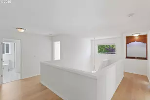 5728 NW Skycrest Pkwy, Portland, OR 97229 - Photo 23