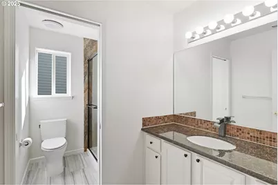 5728 NW Skycrest Pkwy, Portland, OR 97229 - Photo 27