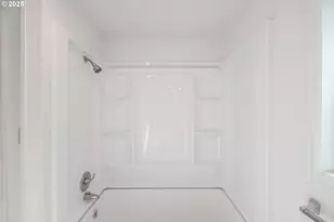 875 S 5th St, Lebanon, OR 97355 - Photo 19