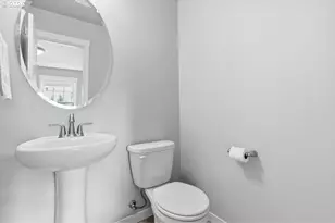 28857 SW Villebois Dr, Wilsonville, OR 97070 - Photo 15