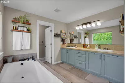 344 SE Condor Dr, Gresham, OR 97080 - Photo 25