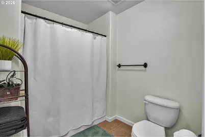 344 SE Condor Dr, Gresham, OR 97080 - Photo 41