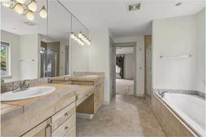 8911 NE 106th Cir, Vancouver, WA 98662 - Photo 33