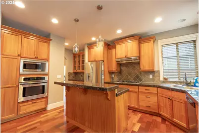 2757 Islander Ave, Salem, OR 97304 - Photo 9