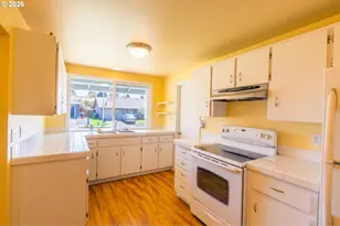 16085 SW Westwind Dr, Beaverton, OR 97078 - Photo 7