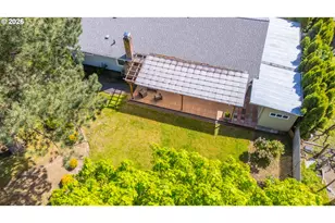 16085 SW Westwind Dr, Beaverton, OR 97078 - Photo 23