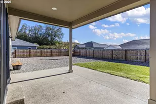 924 Durham Ave, Sutherlin, OR 97479 - Photo 33