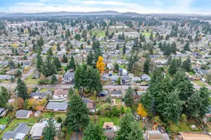 11529 NE Fargo St, Portland, OR 97220 - Photo 41