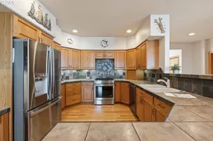 90778 Southview Ln, Florence, OR 97439 - Photo 11