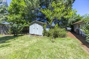 560 Blackfoot Ave, Eugene, OR 97404 - Photo 39