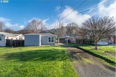 1551 NE Morris St, Roseburg, OR 97470 - Photo 39