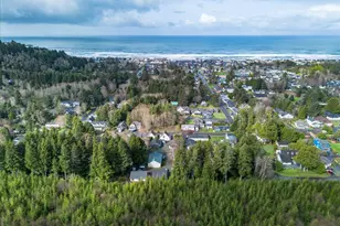 142 S Quadrant St, Rockaway Beach, OR 97136 - Photo 29