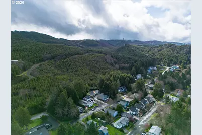 142 S Quadrant St, Rockaway Beach, OR 97136 - Photo 27