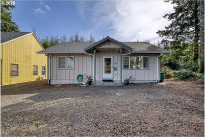 142 S Quadrant St, Rockaway Beach, OR 97136 - Photo 1